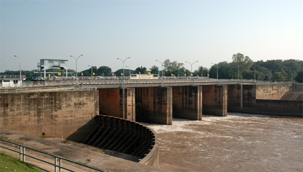 EUROCRANE ASIA EQUIPE LA CENTRALE HYDROELECTRIQUE DU BARRAGE DE NARESUAN DE PALAN VERLINDE